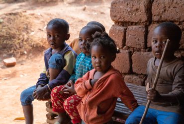 Donate 1 meal and save lives in Africa, Pakistan, Bangladesh and Yemen